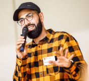 Gäste der Talkrunde im Publikum